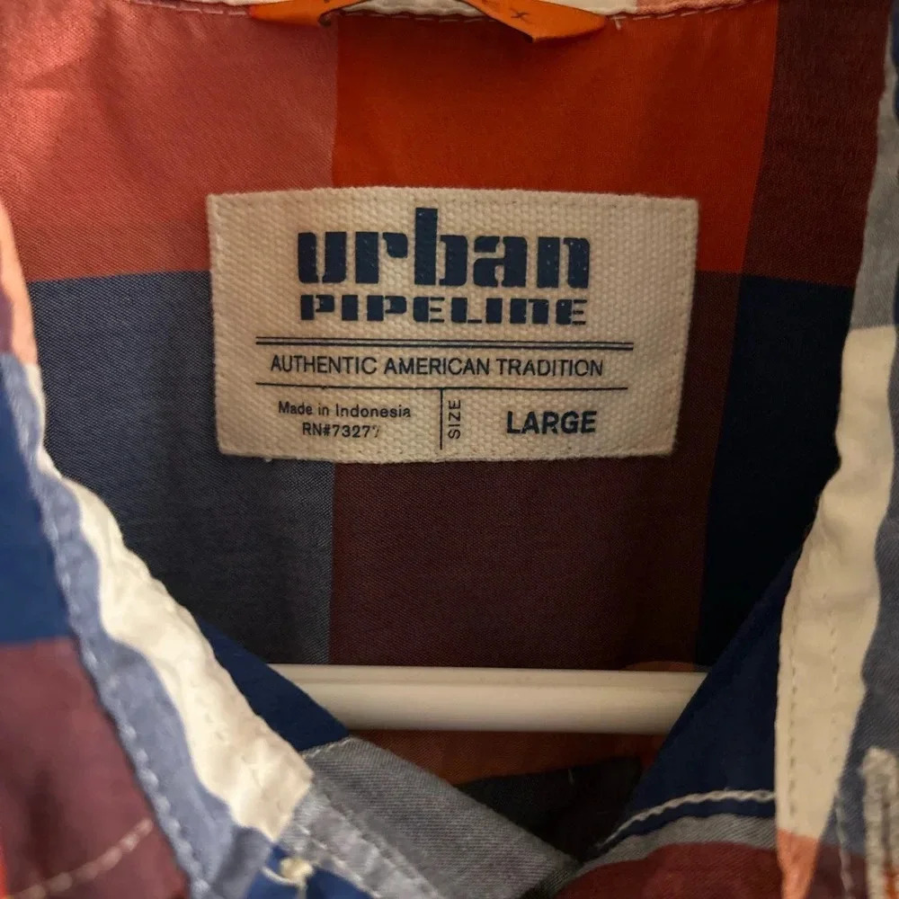 Urban Boys Short Sleeve Red/Blue Checkered Dress Shirt Size Large Classic - Picture 2 of 4